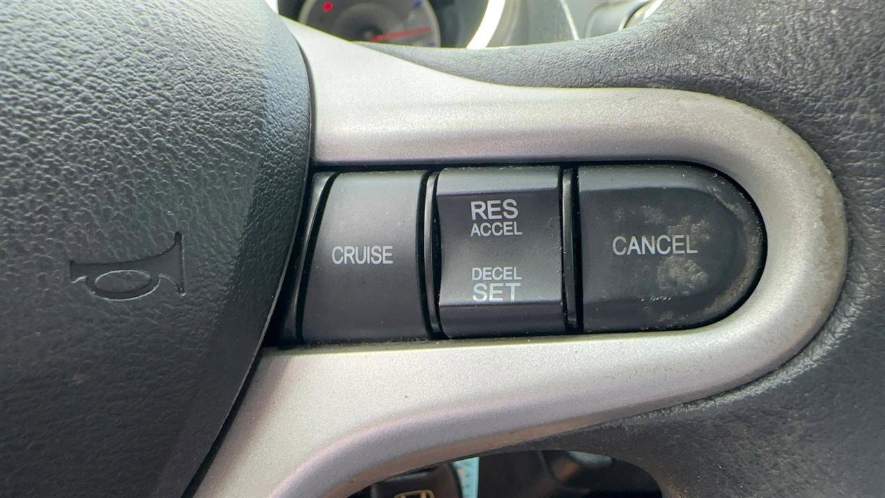 Used 2013 Honda Fit image 36