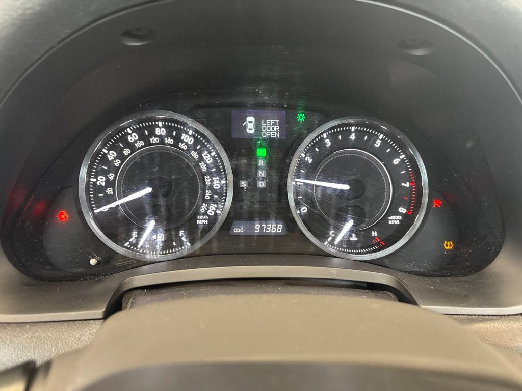 Used 2010 Lexus IS 250C w/ Luxury Pkg RWD image 8