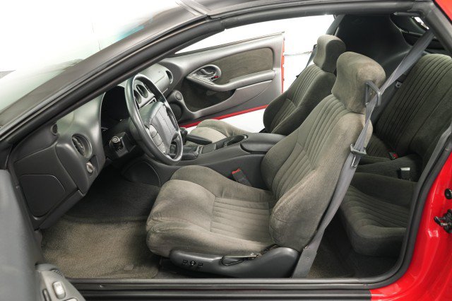 Used 1994 Pontiac Firebird Formula RWD image 41