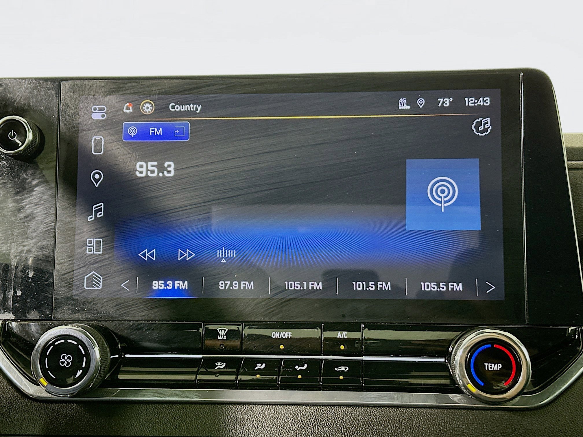 Used 2024 Chevrolet Colorado W/T image 24