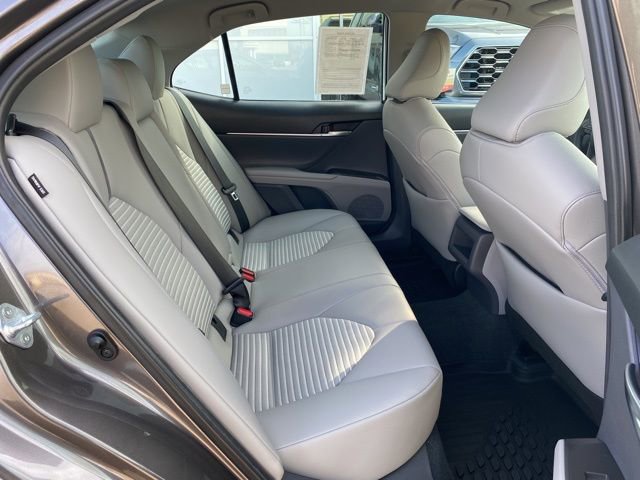 Used 2023 Toyota Camry SE image 17