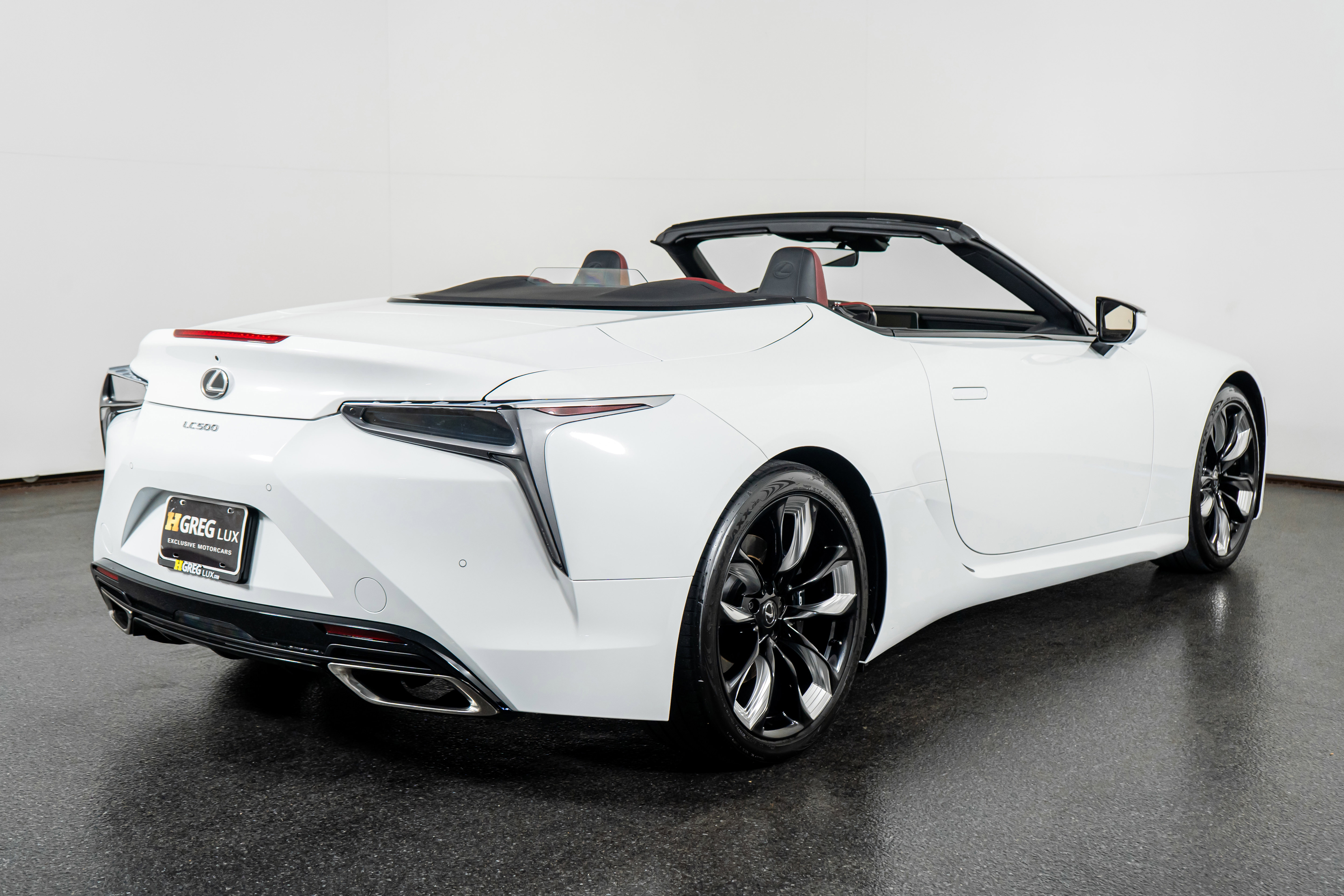 Used 2024 Lexus LC 500 Convertible image 9