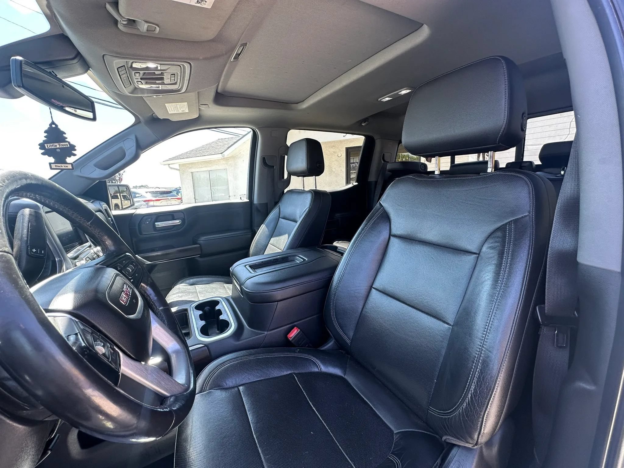 Used 2020 GMC Sierra 1500 SLT w/ SLT Premium Plus Package AWD/4WD image 11