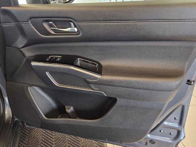 Certified 2023 Nissan Pathfinder SL image 24