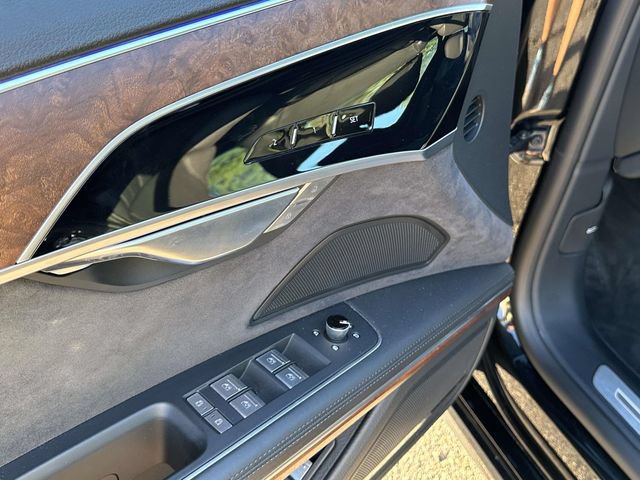 Used 2022 Audi A8 L 3.0T AWD/4WD image 20