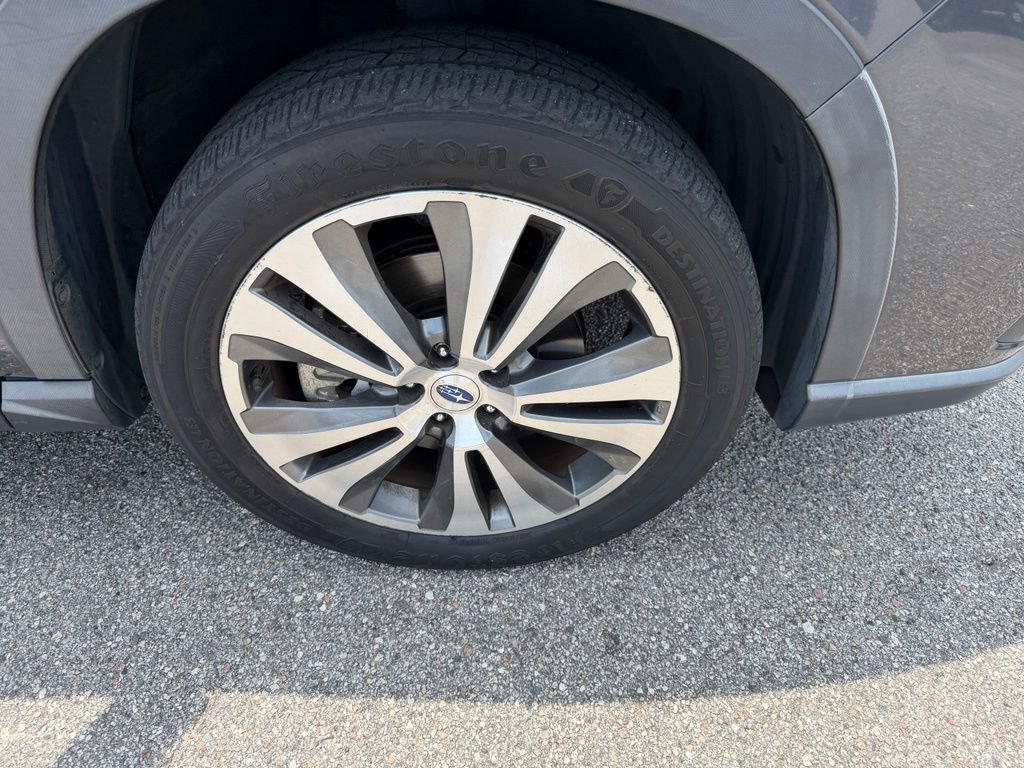 Used 2019 Subaru Ascent Limited w/ Popular Package #3 AWD/4WD image 4