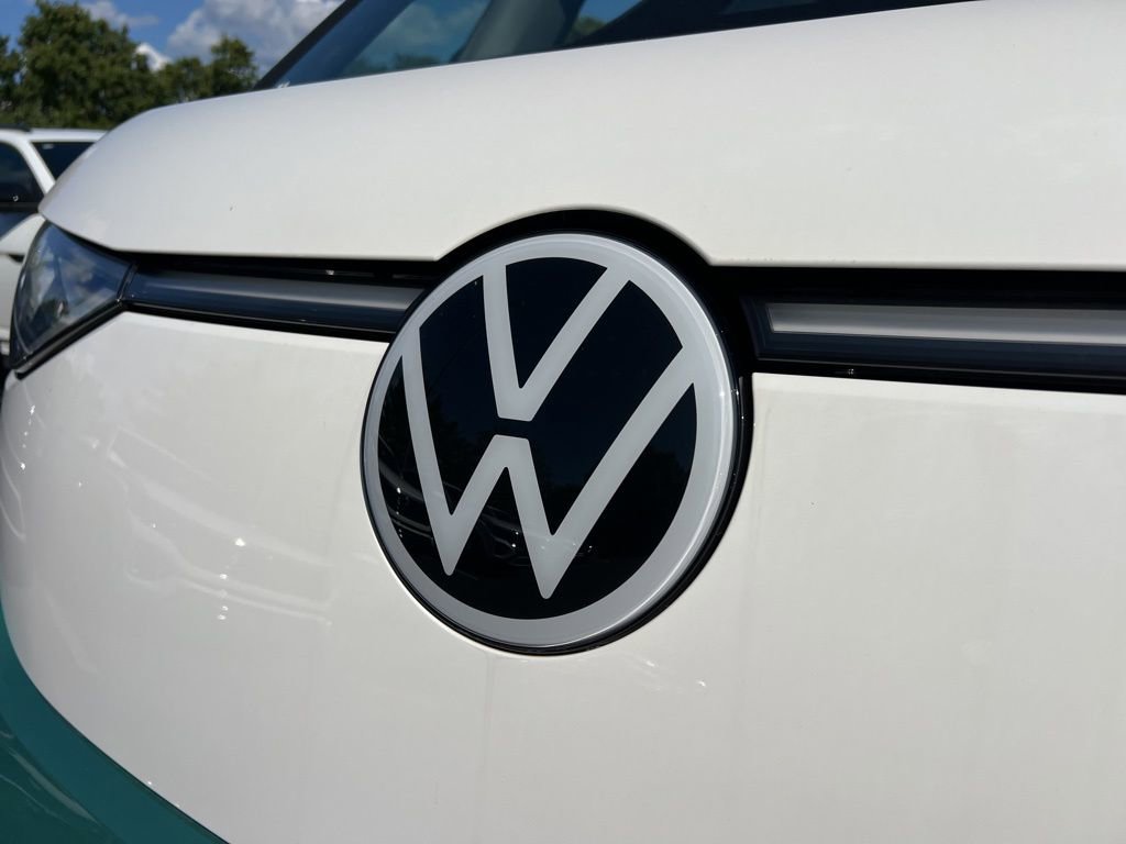 New 2025 Volkswagen ID. Buzz Pro S Plus image 10