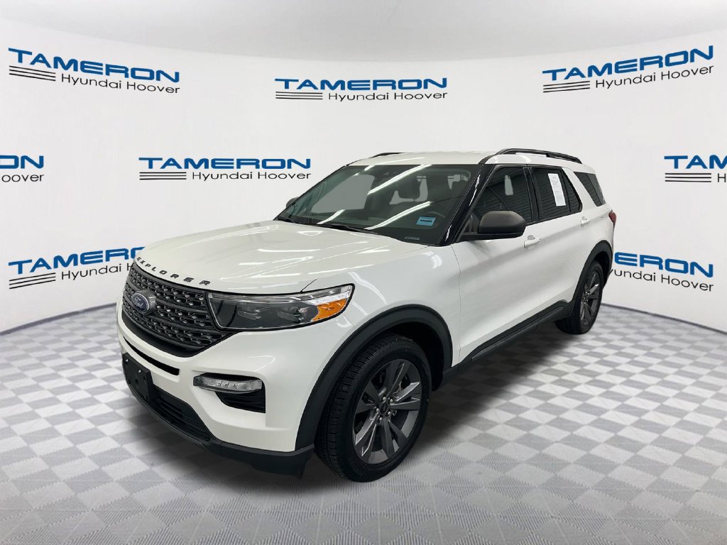 Used 2021 Ford Explorer XLT w/ Equipment Group 202A RWD image 1