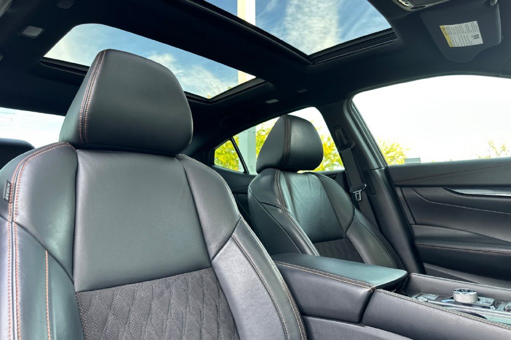 Used 2019 Nissan Maxima SR w/ Premium Package FWD image 21