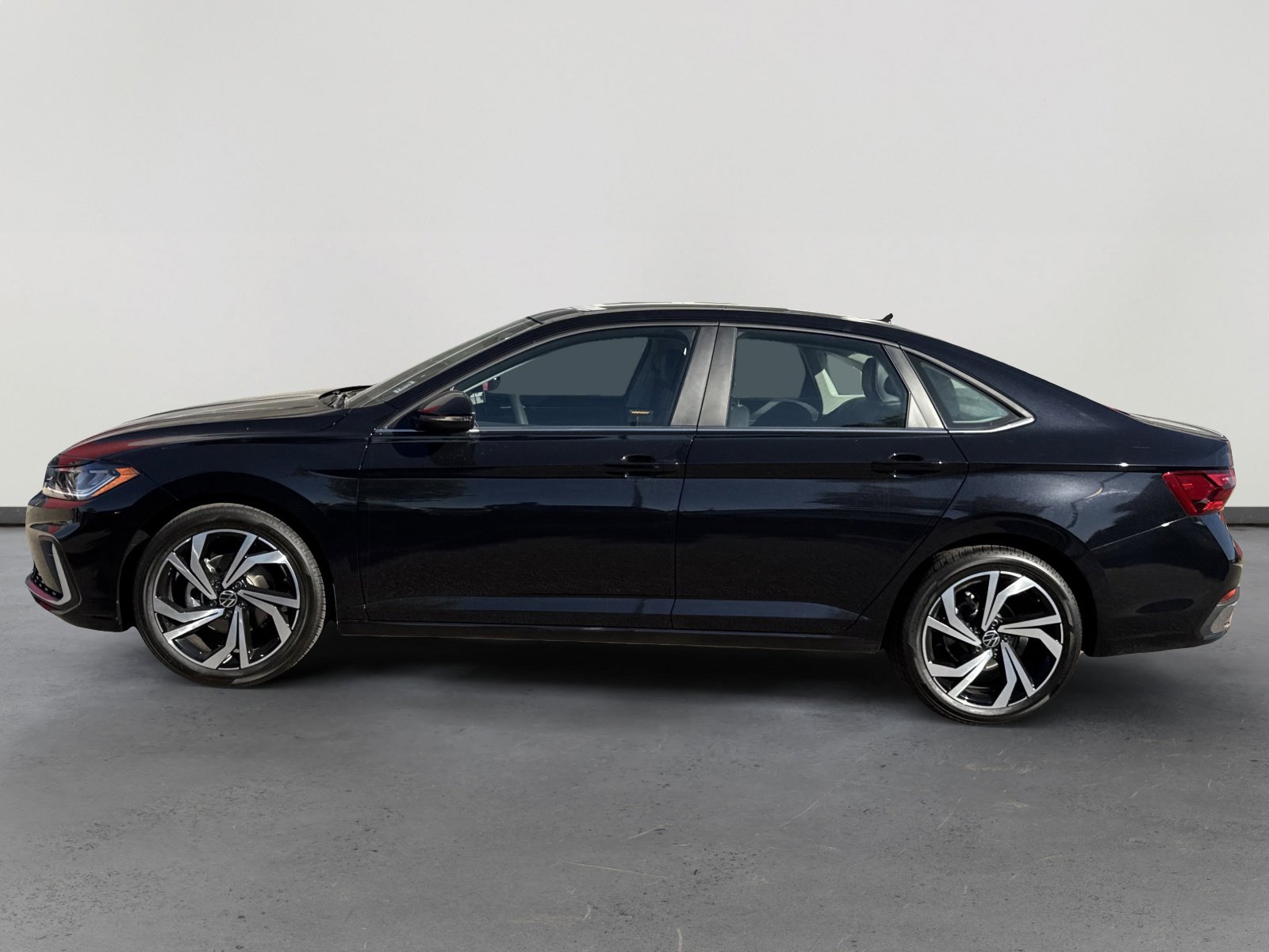 New 2026 Volkswagen Jetta SEL image 3