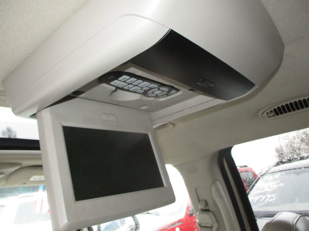 Used 2008 Chrysler Aspen Limited image 18