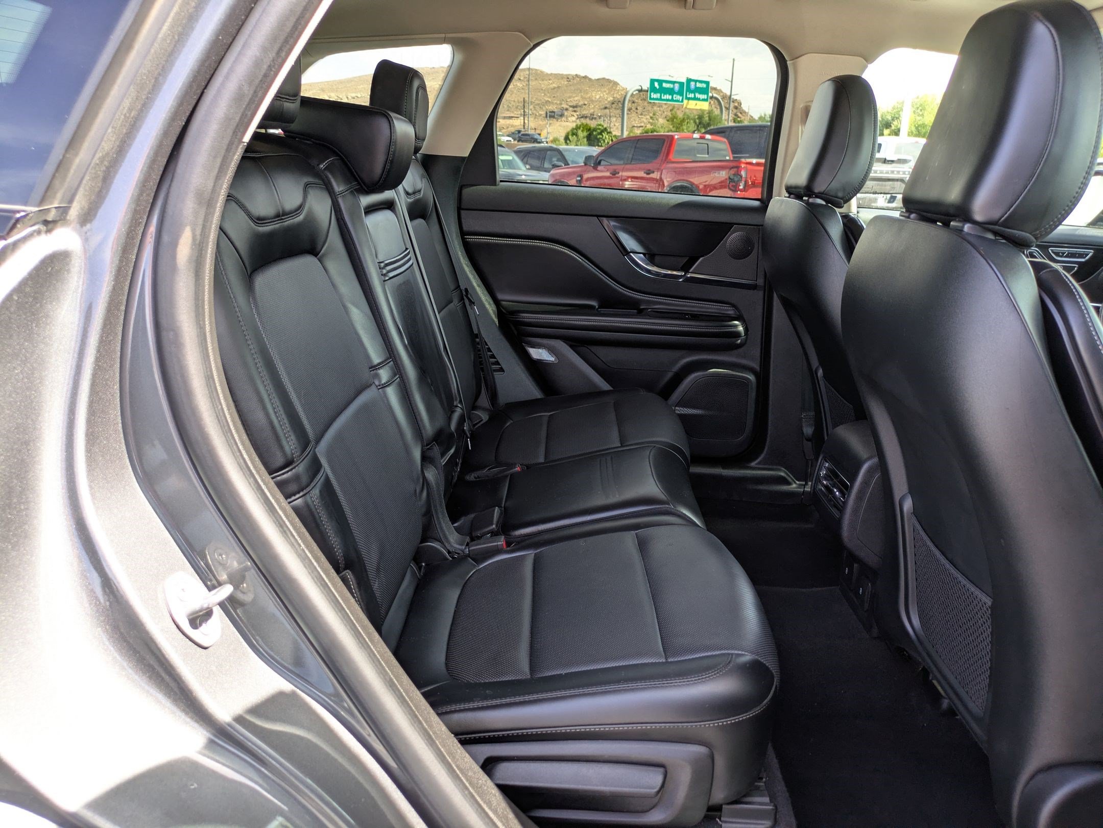 Used 2023 Lincoln Corsair Reserve w/ Equipment Group 201A AWD/4WD image 31
