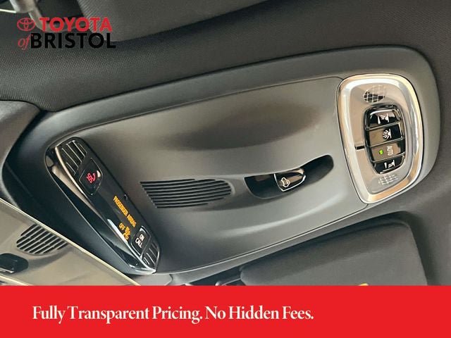Used 2018 Volvo S90 T5 Momentum w/ Convenience Package FWD image 32