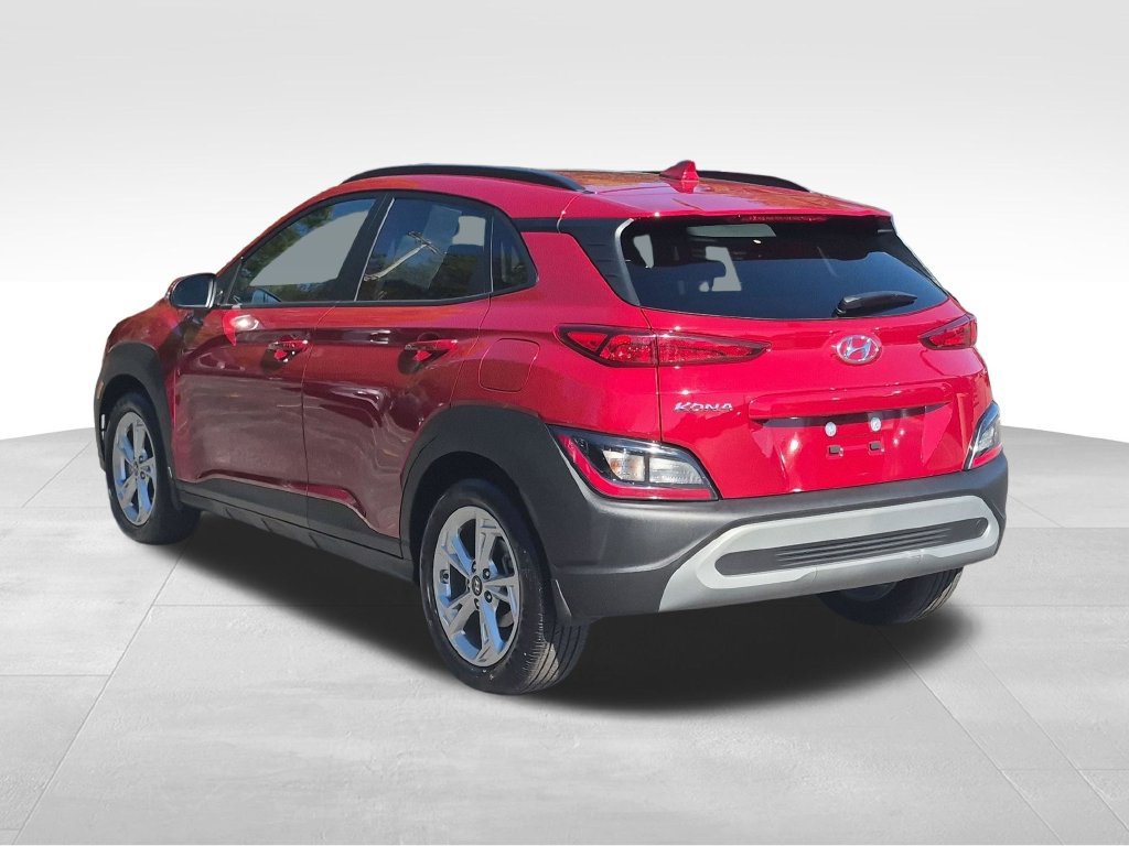 Used 2022 Hyundai Kona SEL w/ Convenience Package FWD image 11