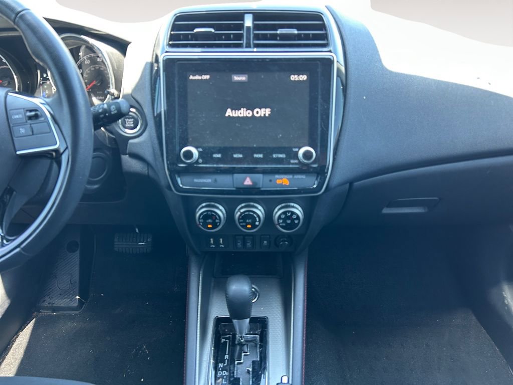 Used 2022 Mitsubishi Outlander Sport SE AWD/4WD image 11