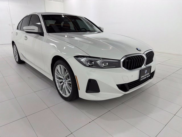 Certified 2023 BMW 330i xDrive Sedan w/ Premium Package AWD/4WD image 7