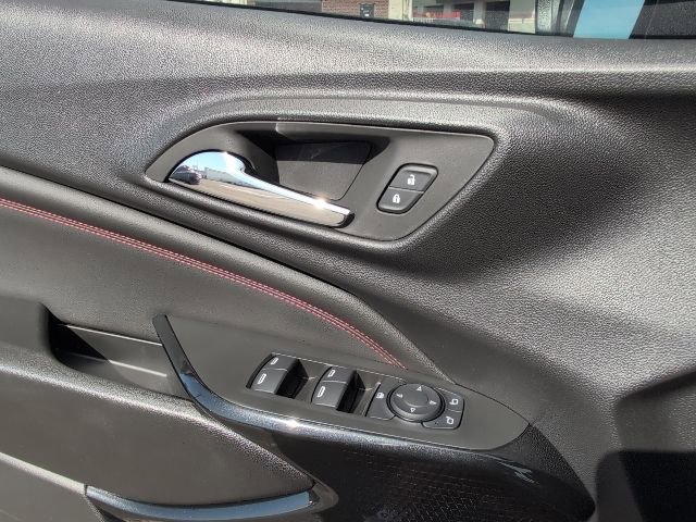 New 2026 Chevrolet Trax RS w/ Sunroof Package FWD image 14