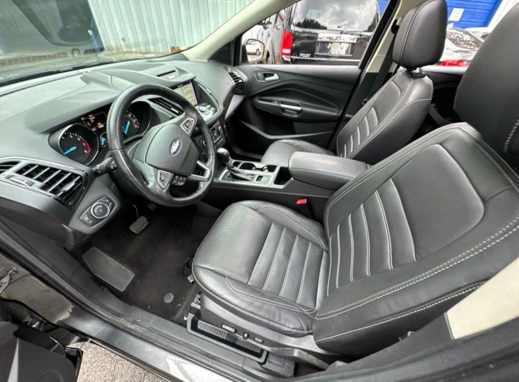 Used 2017 Ford Escape Titanium w/ Equipment Group 301A image 10