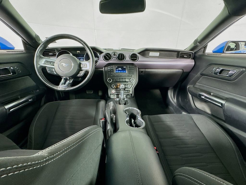 Used 2017 Ford Mustang Coupe RWD image 26