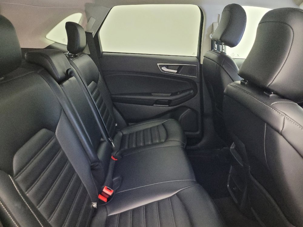 Used 2024 Ford Edge SEL image 19