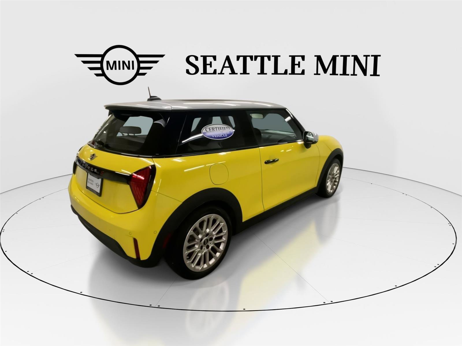 Certified 2025 MINI Cooper S image 11