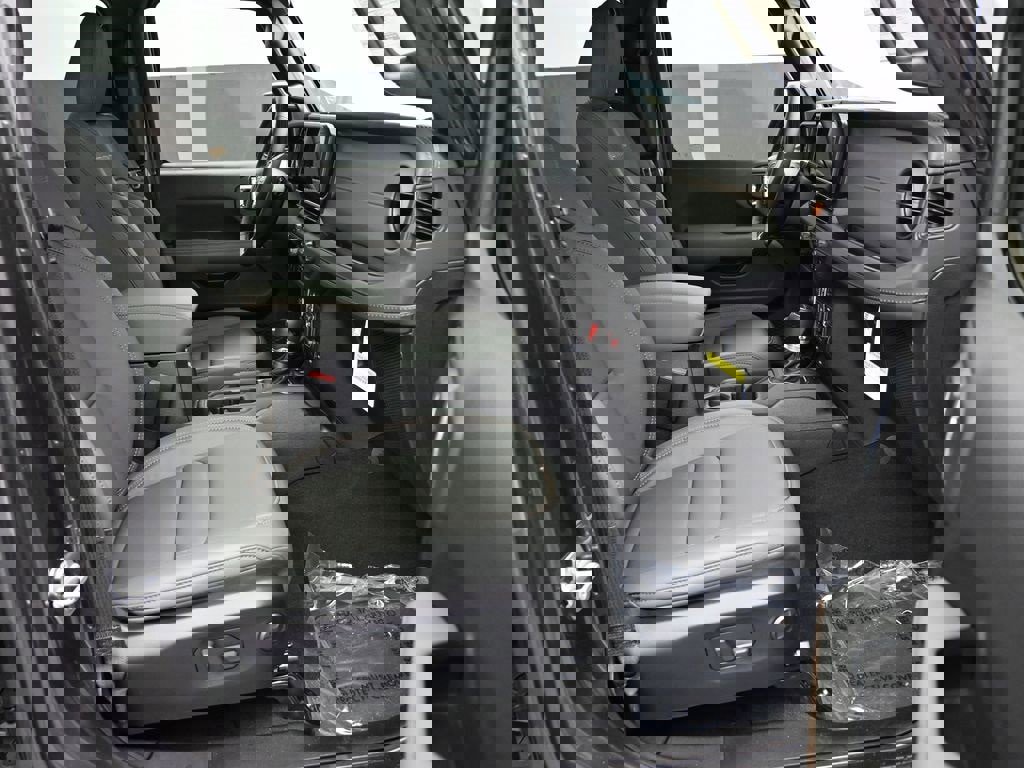 New 2025 Jeep Gladiator Mojave image 26