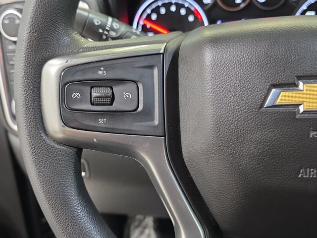 Used 2019 Chevrolet Silverado 1500 LT AWD/4WD image 16