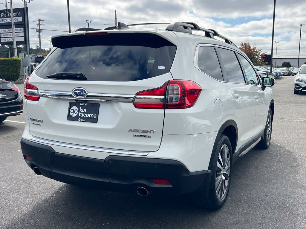 Used 2020 Subaru Ascent Limited w/ Technology Package AWD/4WD image 5