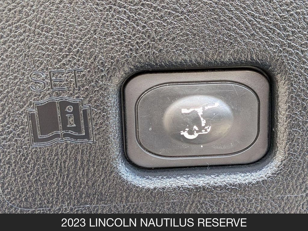 Used 2023 Lincoln Nautilus Reserve FWD image 26