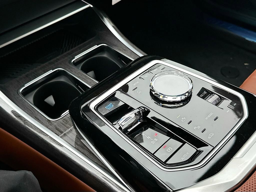 New 2026 BMW i7 xDrive60 AWD/4WD image 17