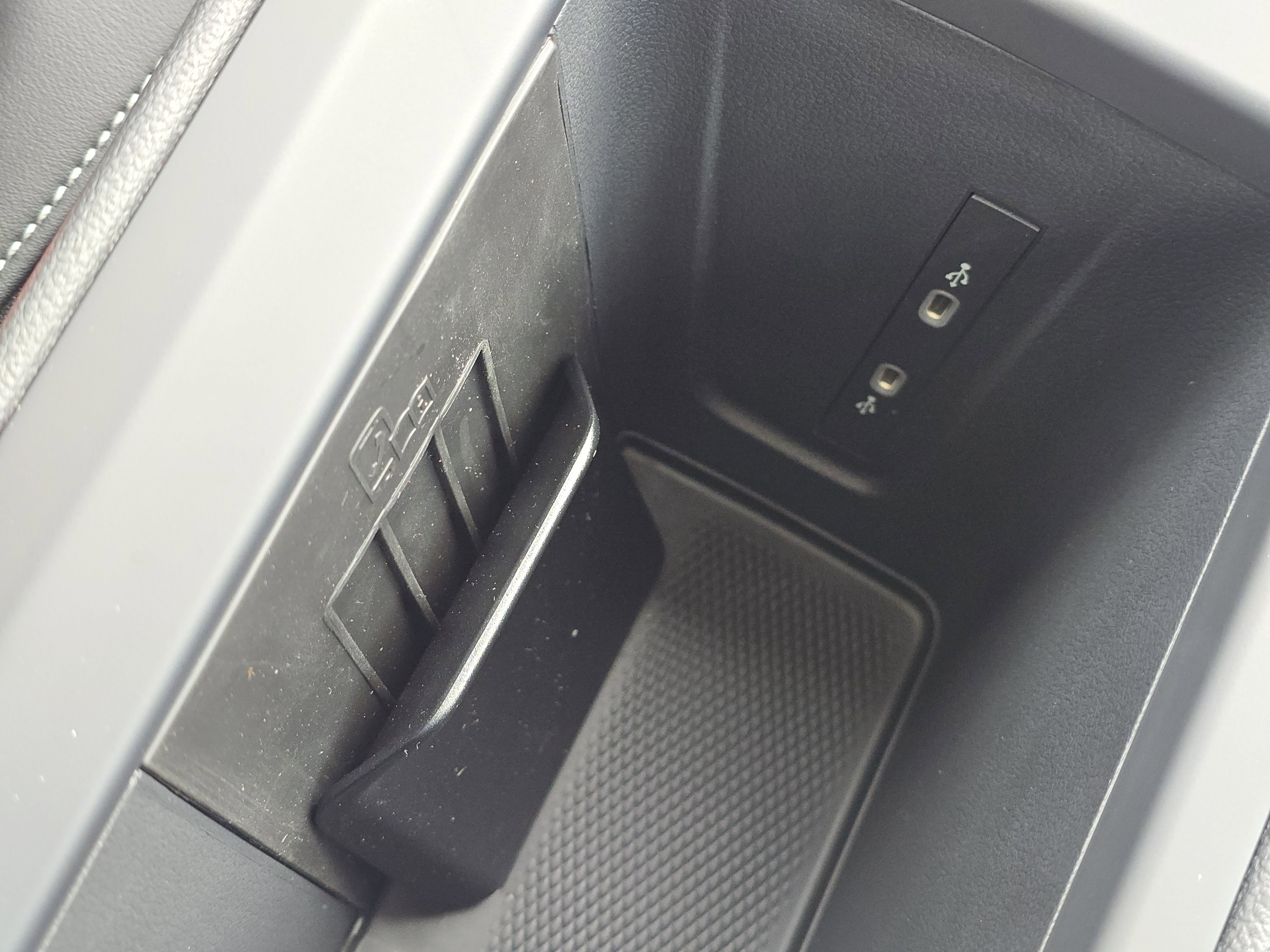 New 2026 Volkswagen Tiguan SE image 27