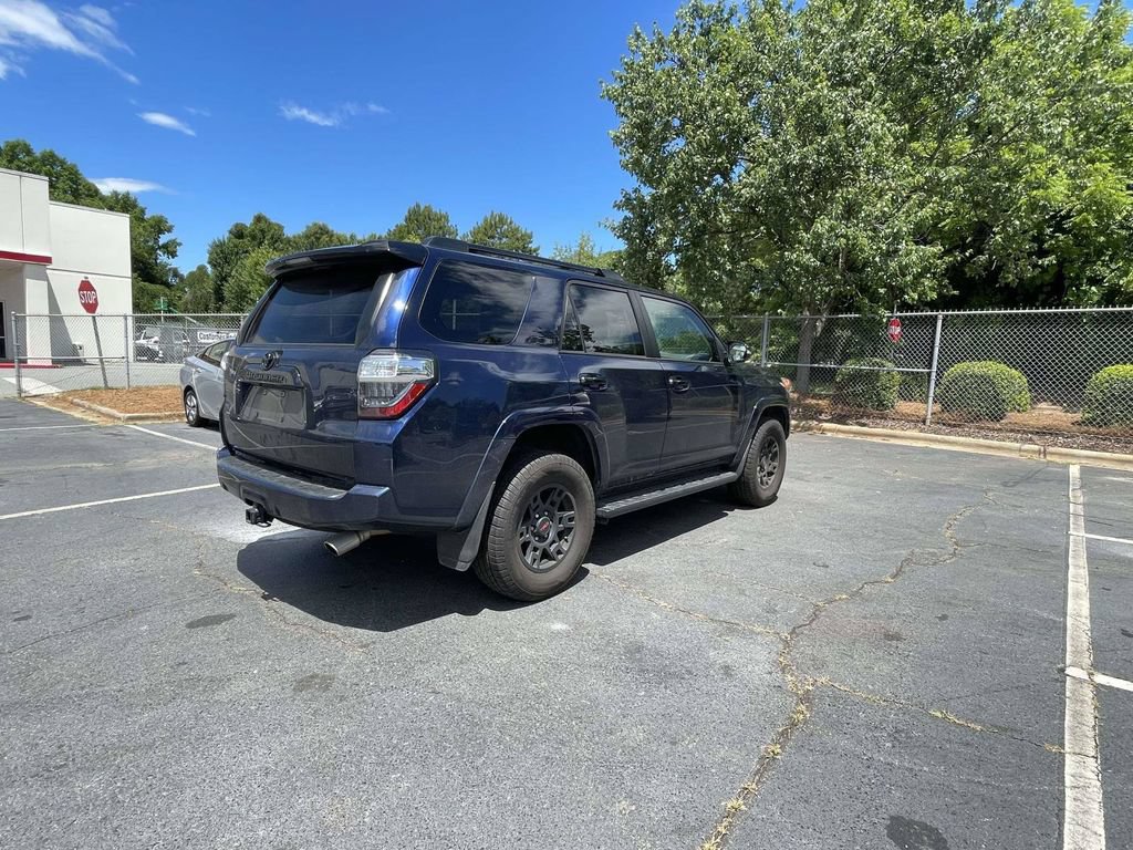 Used 2021 Toyota 4Runner Venture w/ Moonroof Package AWD/4WD image 8