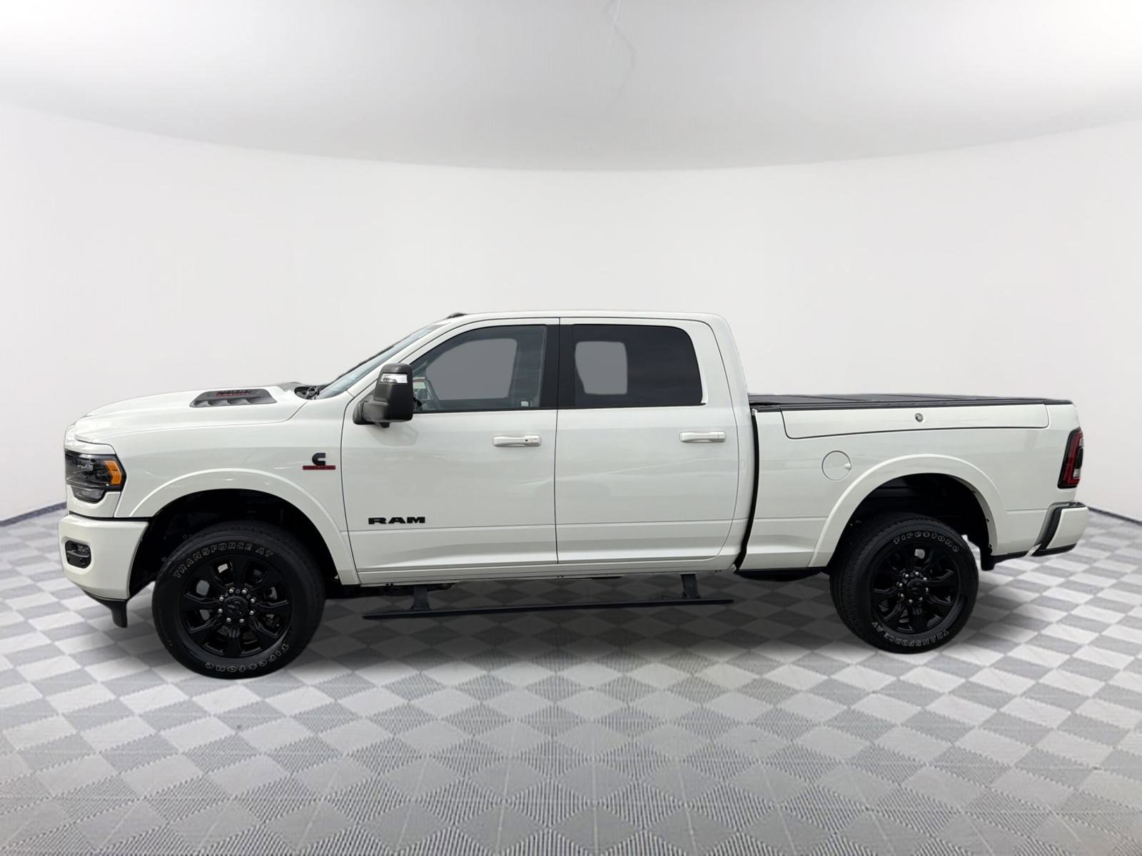 Used 2023 RAM 2500 Limited image 13