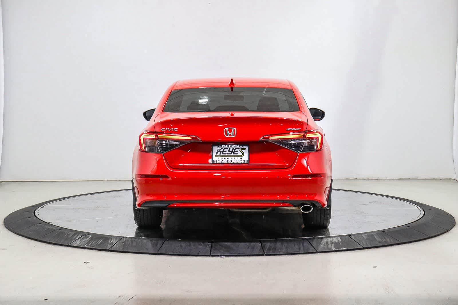 Used 2024 Honda Civic Sport image 3