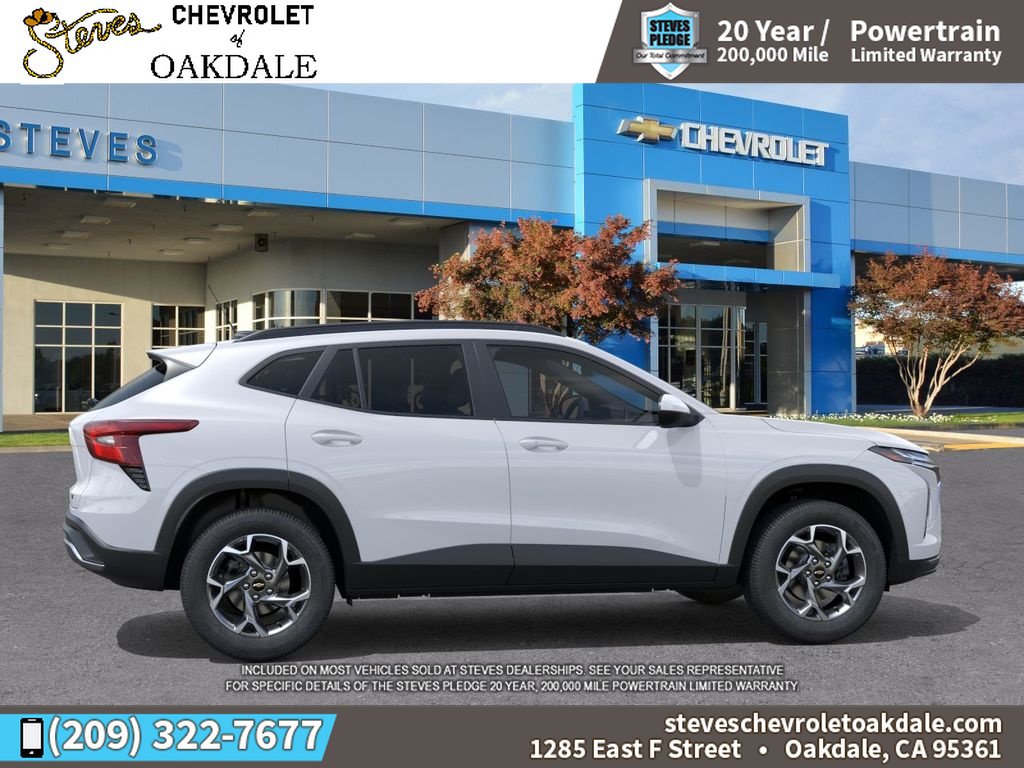 New 2026 Chevrolet Trax LT w/ Driver Confidence Package FWD image 5