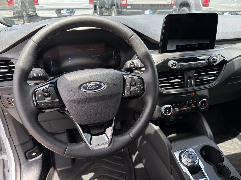 Used 2026 Ford Escape Active w/ Cold Weather Package FWD image 24