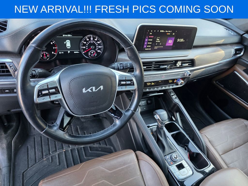 Used 2022 Kia Telluride SX w/ SX Prestige Package image 11