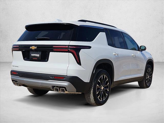 New 2026 Chevrolet Traverse LT w/ Sun and Wheel Package image 2