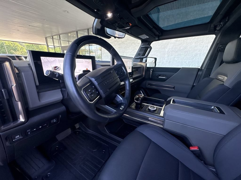 Certified 2025 GMC Hummer EV 2X AWD/4WD image 10