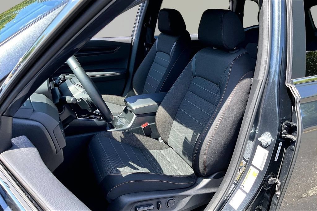 Used 2025 Honda CR-V Sport image 17