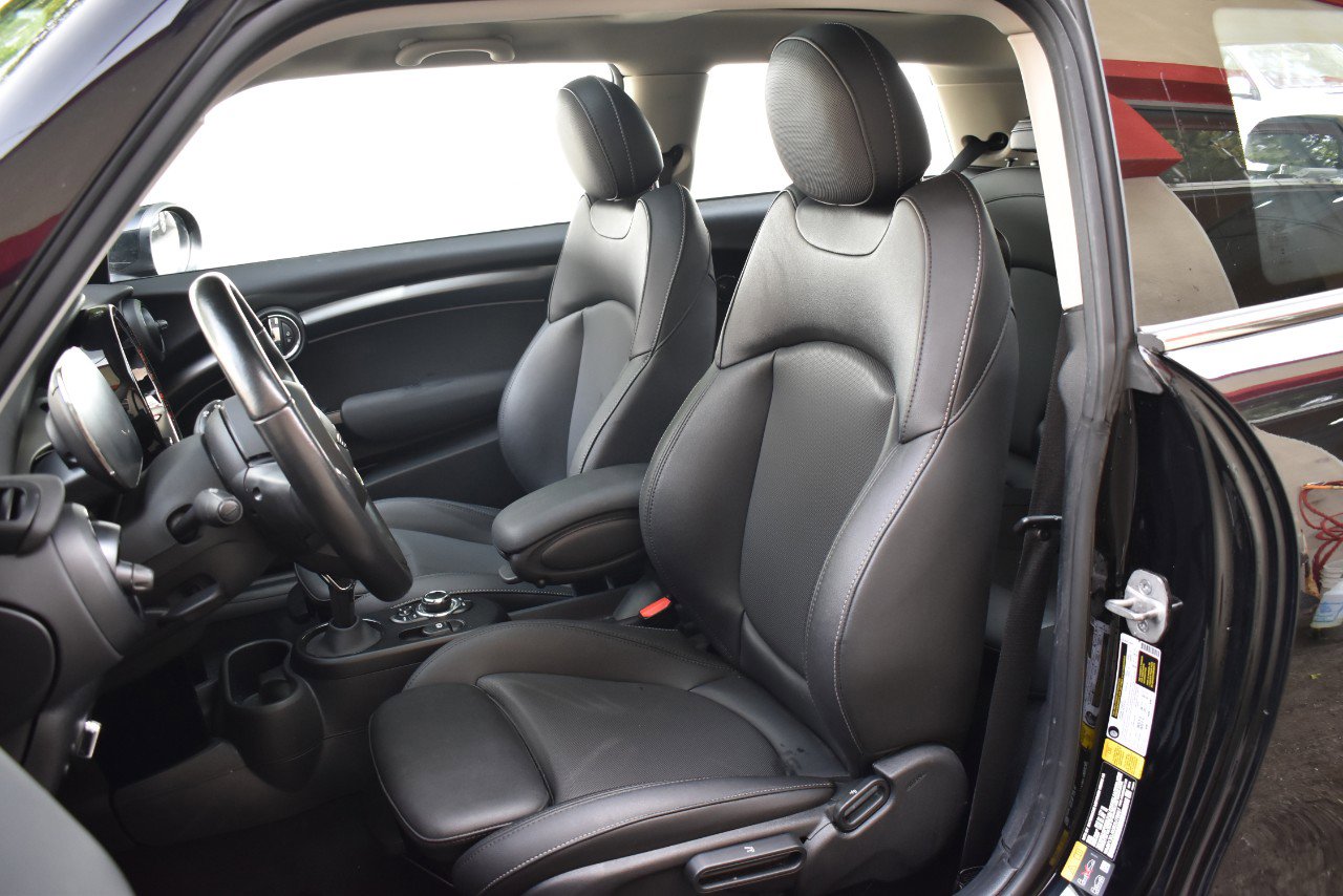 Used 2024 MINI Cooper SE FWD image 15