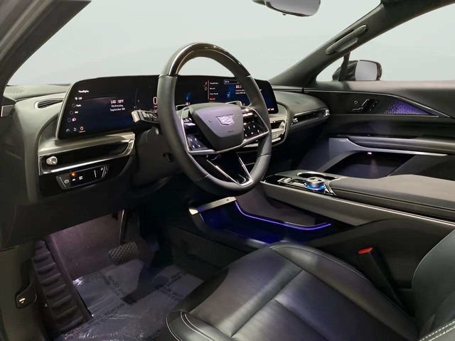 Used 2023 Cadillac Lyriq 2WD image 17