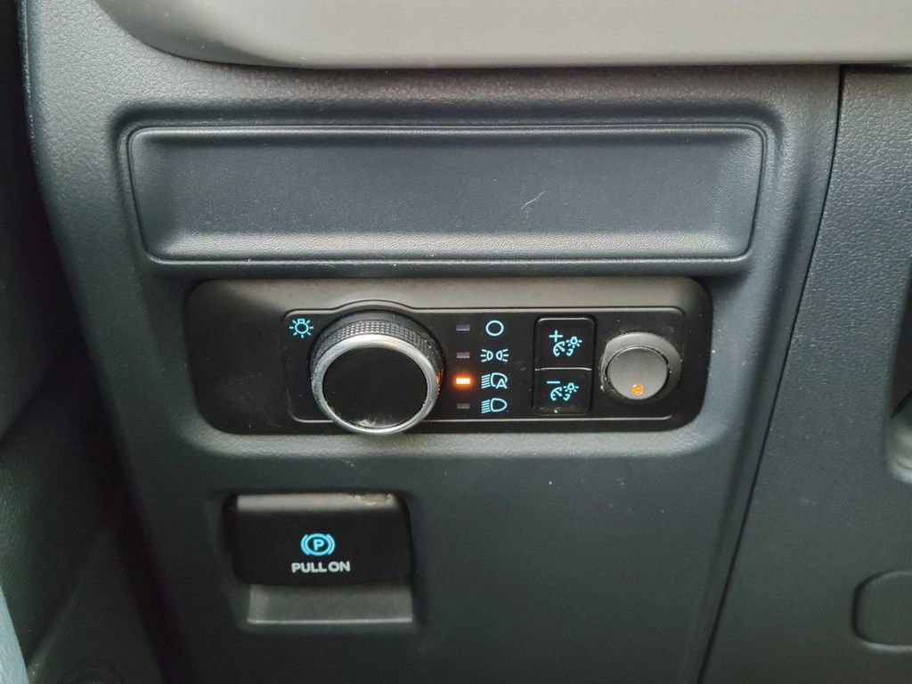 Certified 2023 Ford Expedition Max XLT image 28