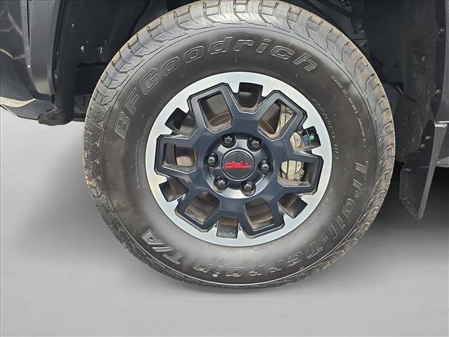 Used 2024 Toyota Tacoma TRD Off-Road AWD/4WD image 28