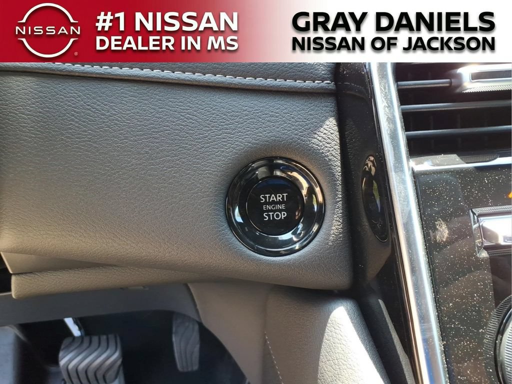 New 2026 Nissan Armada SL w/ Captain's Chari Seat Package AWD/4WD image 16