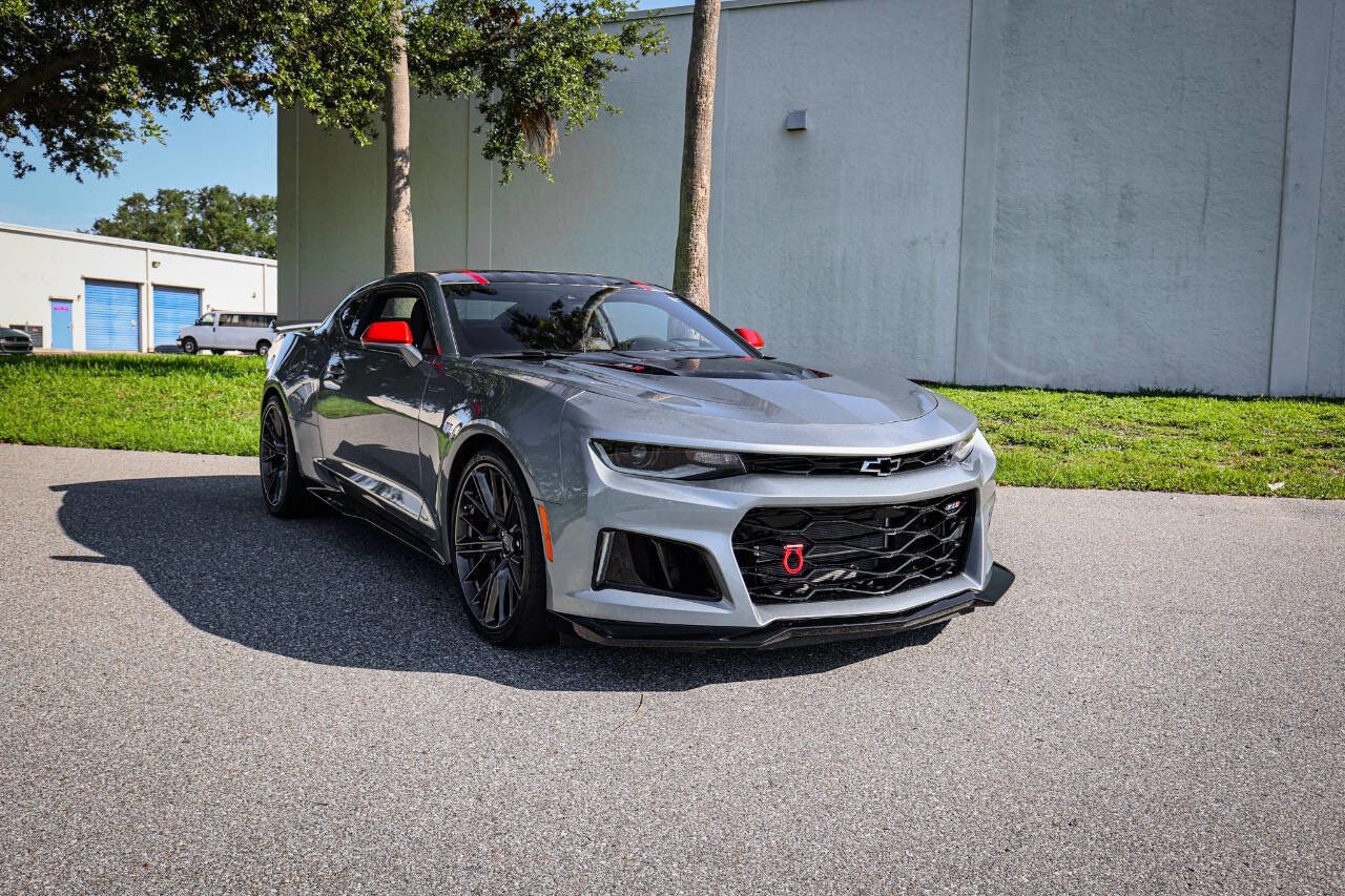 Used 2023 Chevrolet Camaro ZL1 image 4