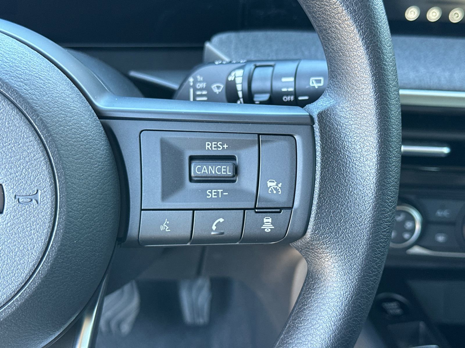 New 2026 Nissan Kicks S image 26