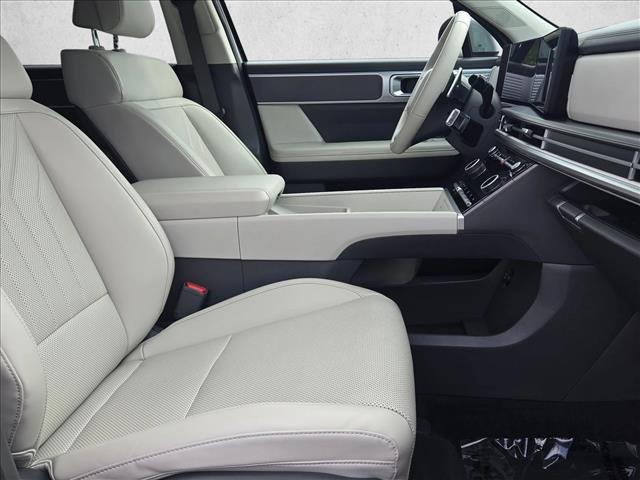 Used 2024 Hyundai Santa Fe SEL FWD image 22