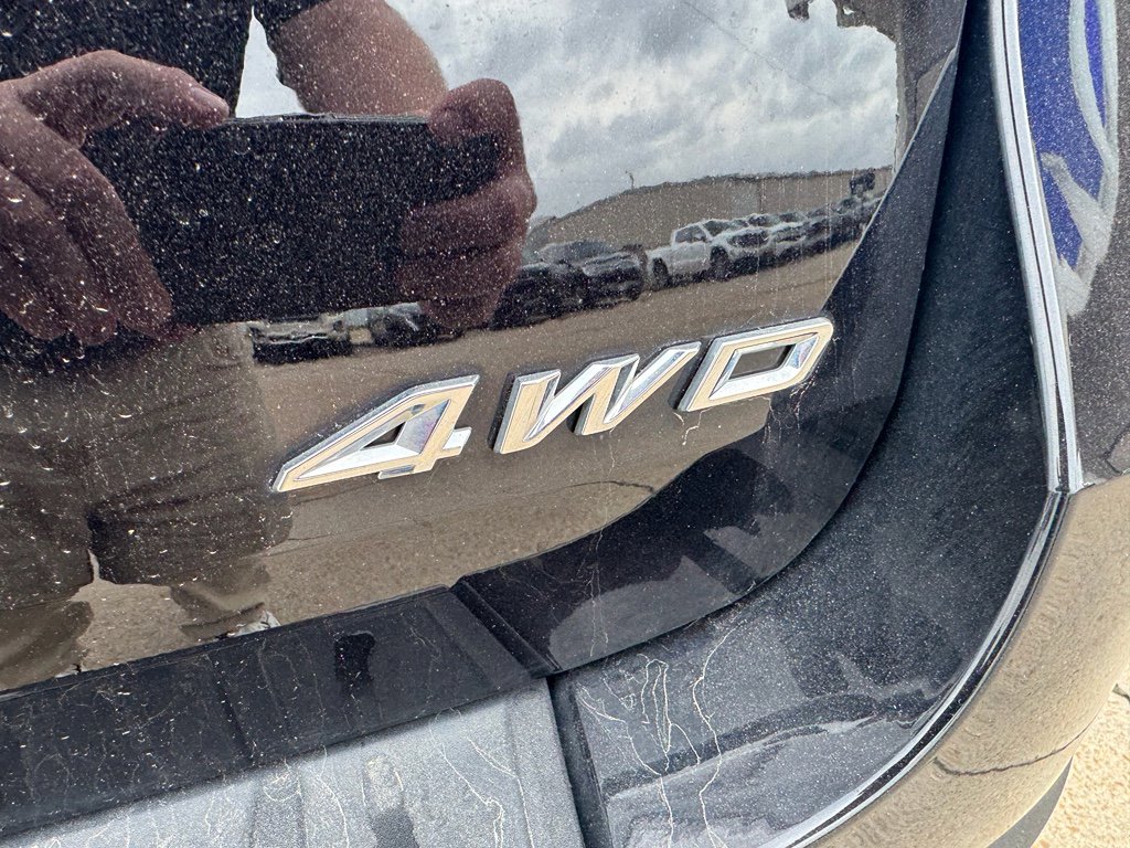 Used 2022 Ford Explorer XLT w/ Equipment Group 202A image 18