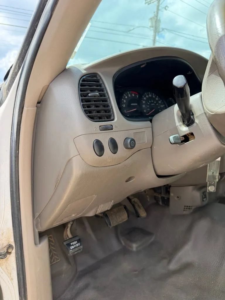 Used 2005 Toyota Tundra W/T AWD/4WD image 8